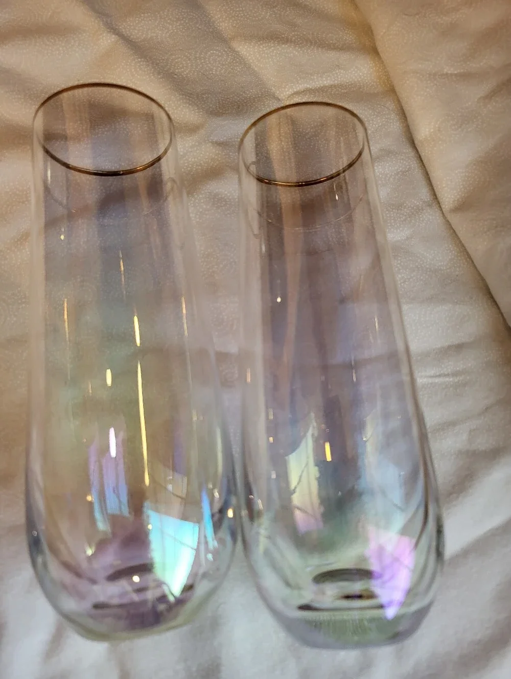 N/A elegant iridescent